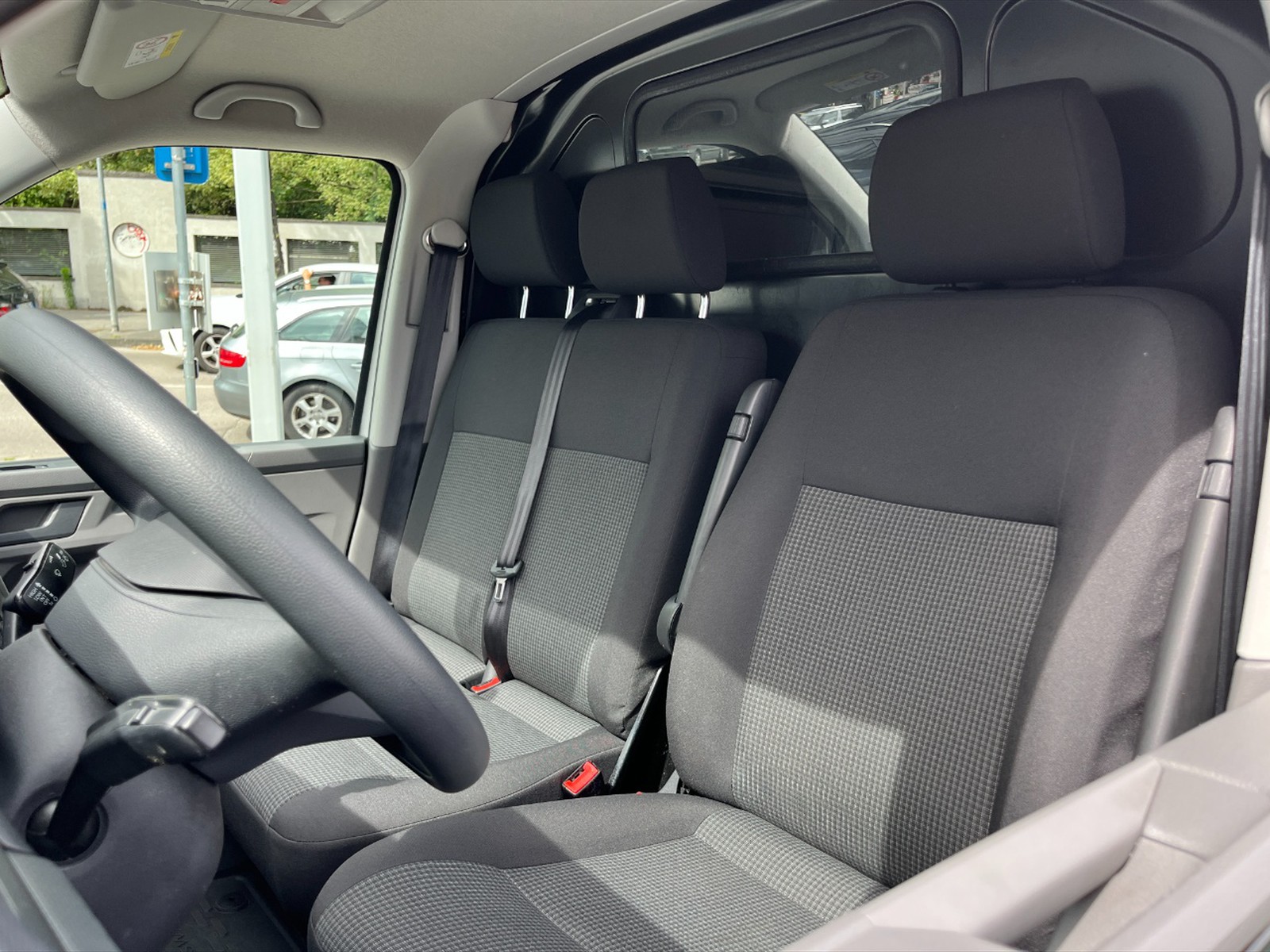Volkswagen VIC T6.1 Transporter Transporter Kastenwagen 2.0 TDI BlueMotion 110kW 6-Gang - 19