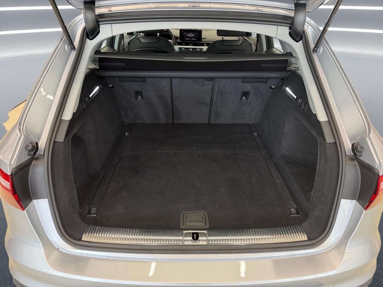 Audi A4 avant 40 2.0 tdi mhev business quattro 204cv s-tronic - 11