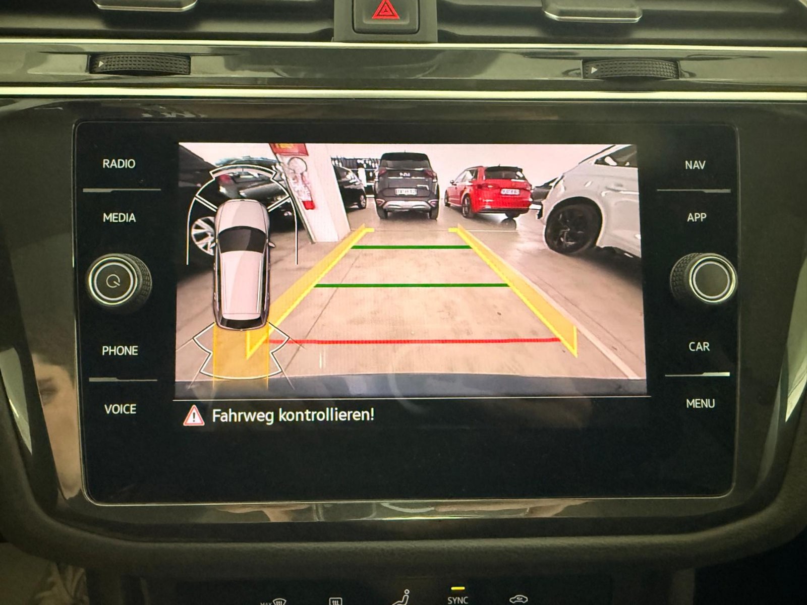Volkswagen Tiguan 2.0 tdi elegance 4motion 150cv dsg - 23