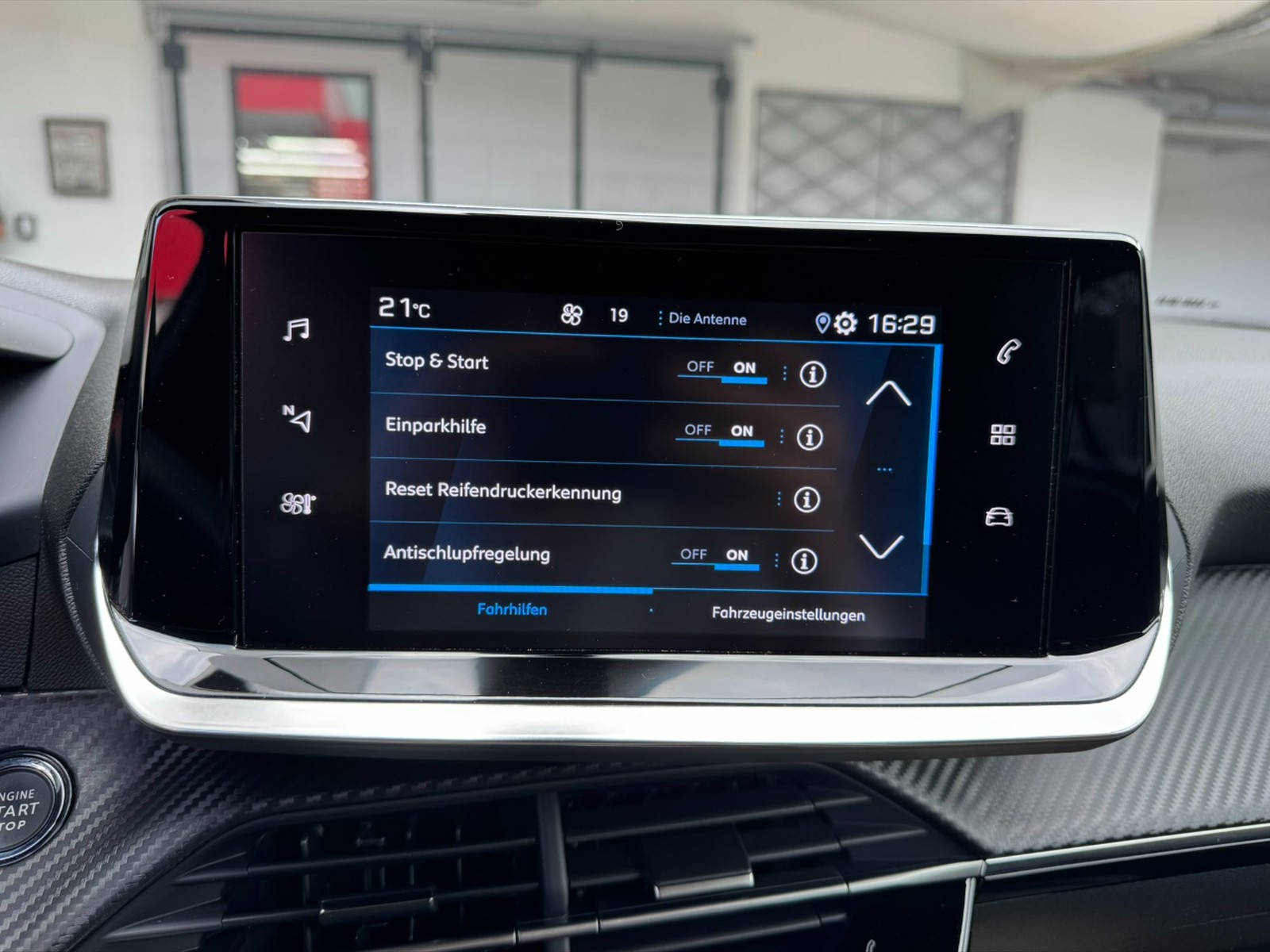 Peugeot 2008 1.2 puretech allure pack s&s 130cv eat8 - 14