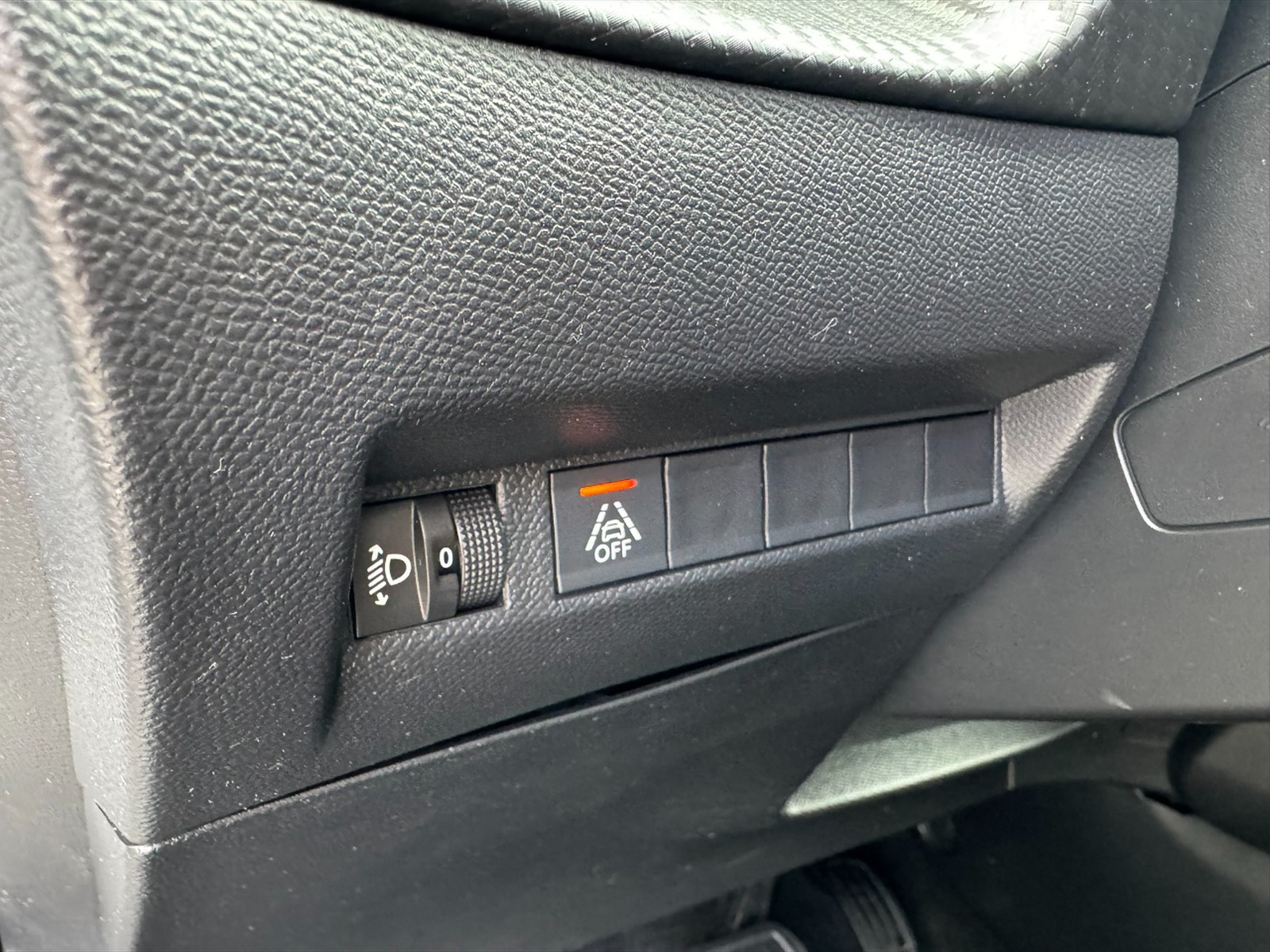 Peugeot 2008 1.2 puretech allure pack s&s 130cv eat8 - 18