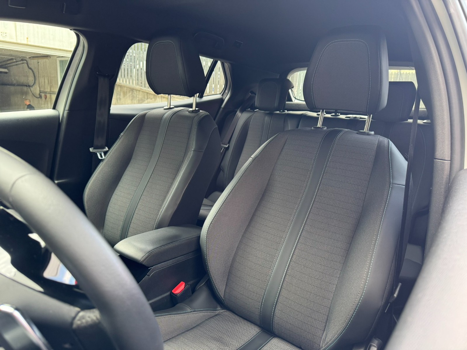 Peugeot 2008 1.2 puretech allure pack s&s 130cv eat8 - 20