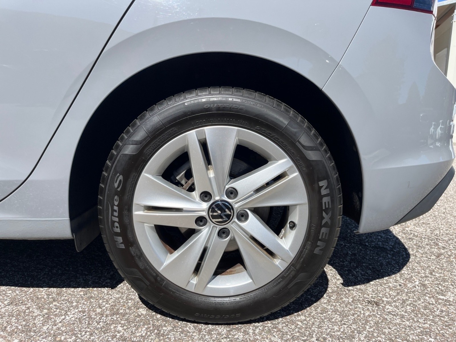 Volkswagen Golf 1.5 tsi evo life 130cv - 22