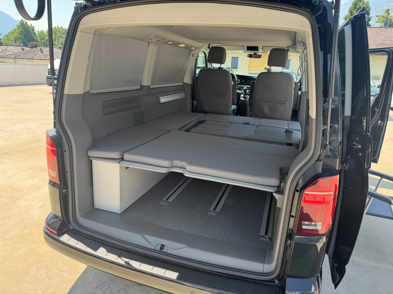 Volkswagen VIC T6.1 California California 2.0 Tdi Beach Camper 204cv 4Mot. DSG - 26