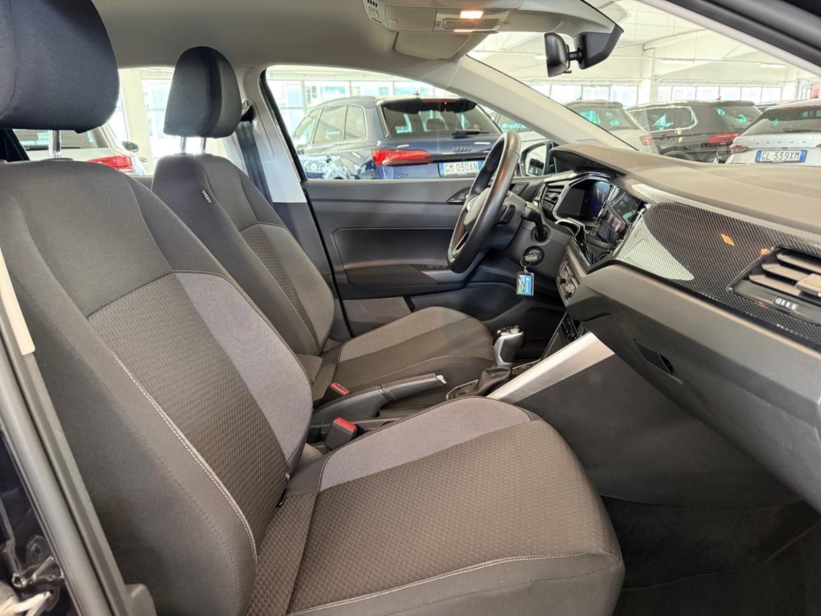 Volkswagen Polo 1.0 tsi life 95cv dsg - 9