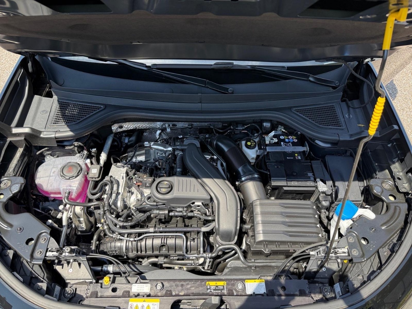 Volkswagen T-Roc 1.5 etsi r-line 150cv dsg - 11
