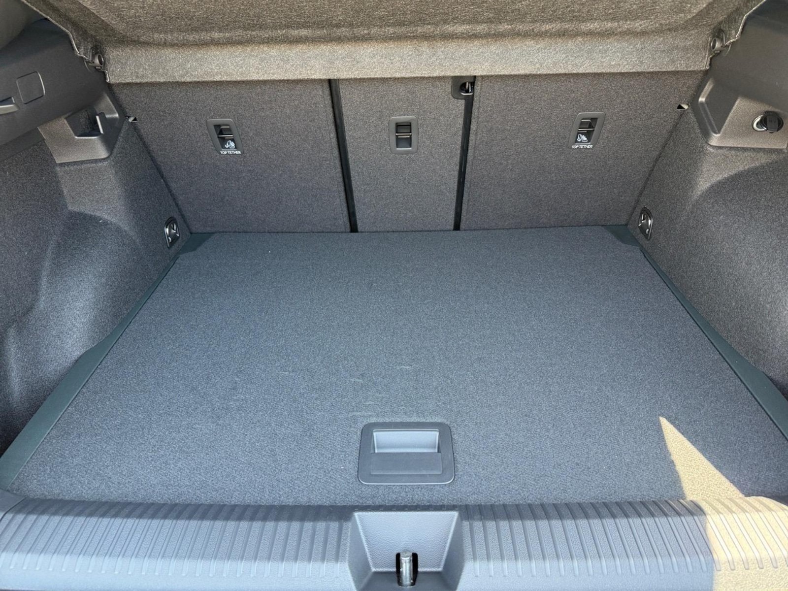 Volkswagen T-Roc 1.5 etsi r-line 150cv dsg - 12