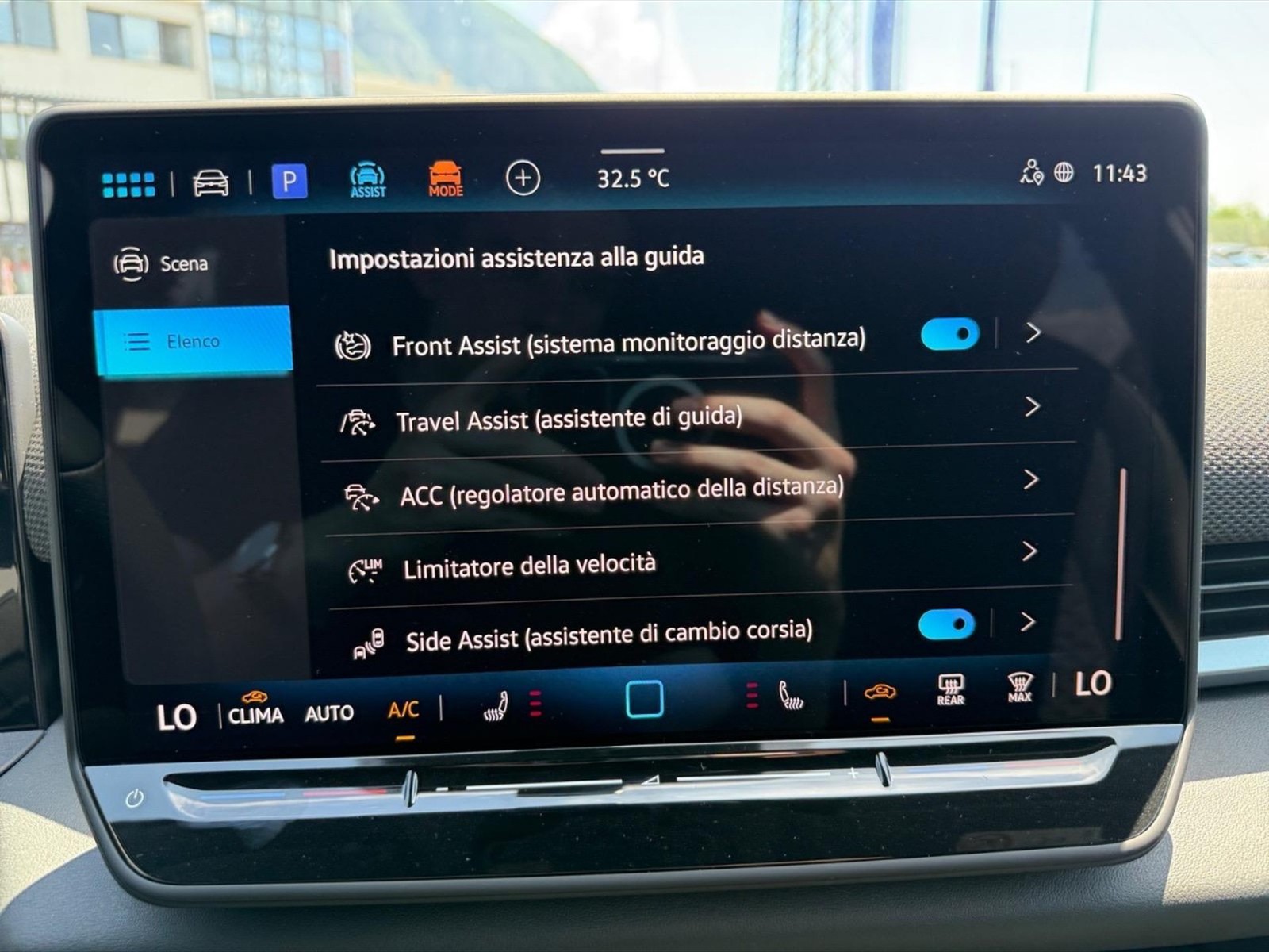 Volkswagen T-Roc 1.5 etsi r-line 150cv dsg - 26