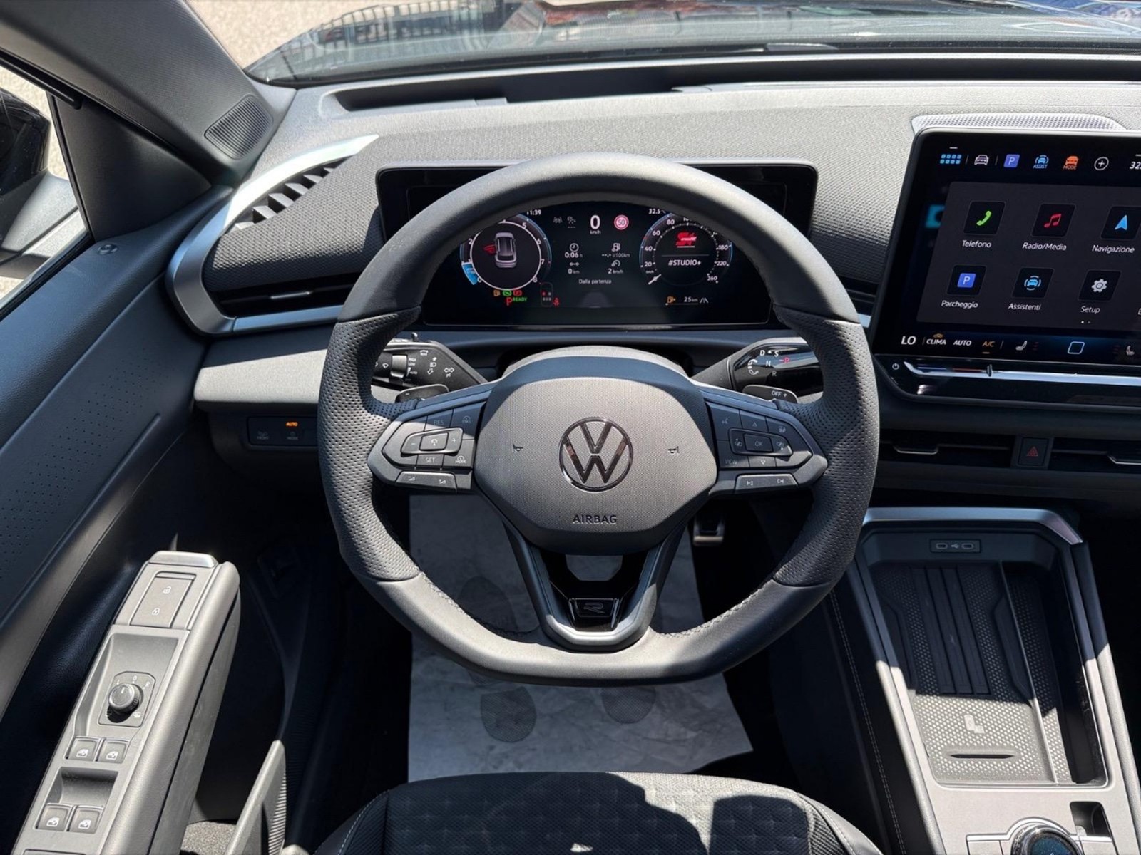 Volkswagen T-Roc 1.5 etsi r-line 150cv dsg - 8