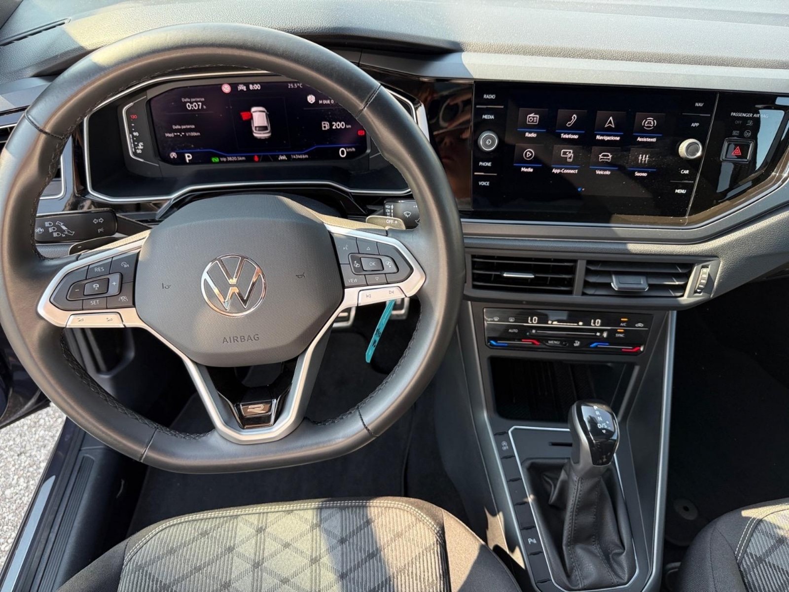 Volkswagen Taigo 1.0 tsi r-line 115cv dsg - 19