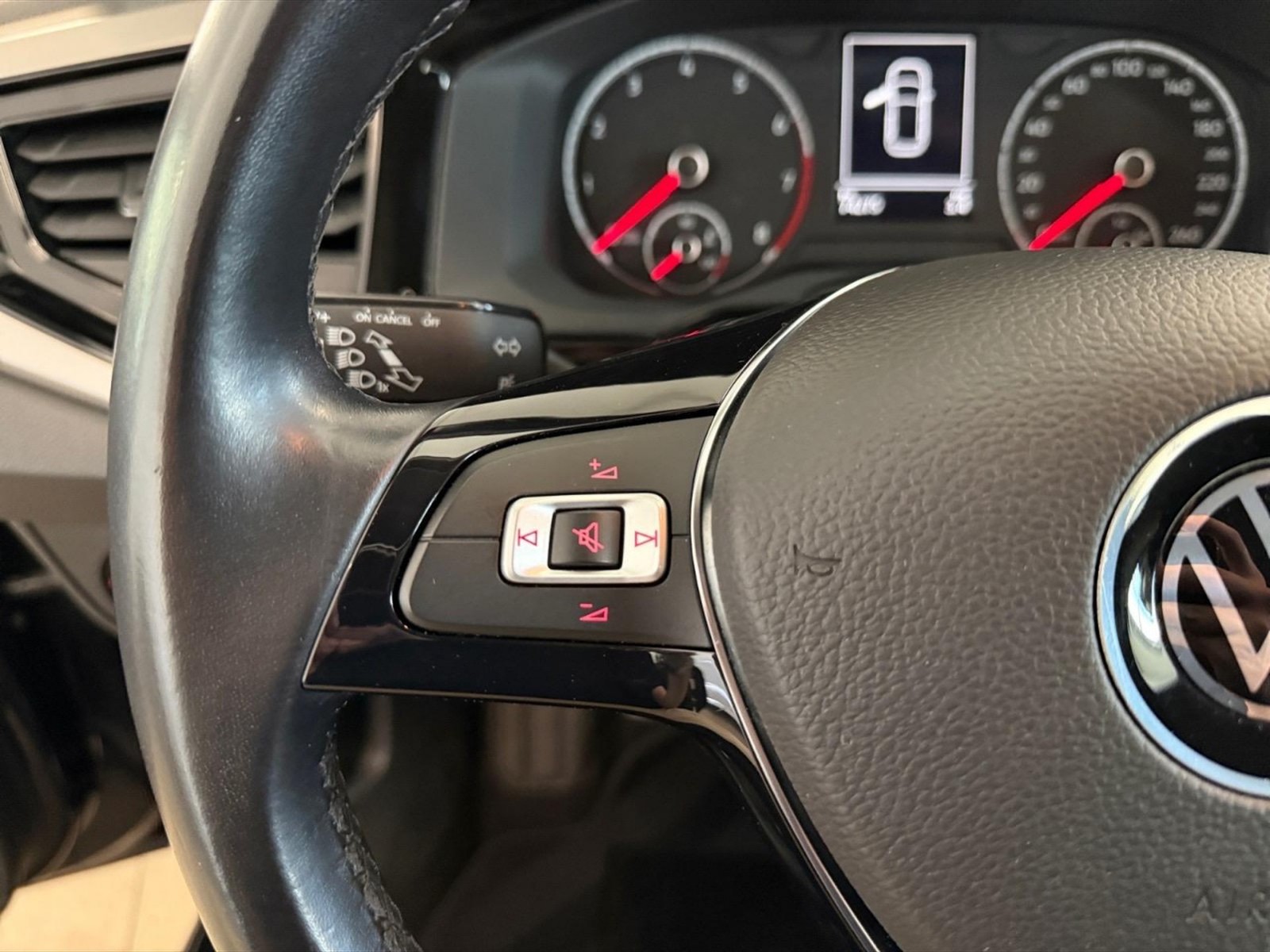 Volkswagen Polo 5p 1.0 tsi comfortline 95cv dsg - 16
