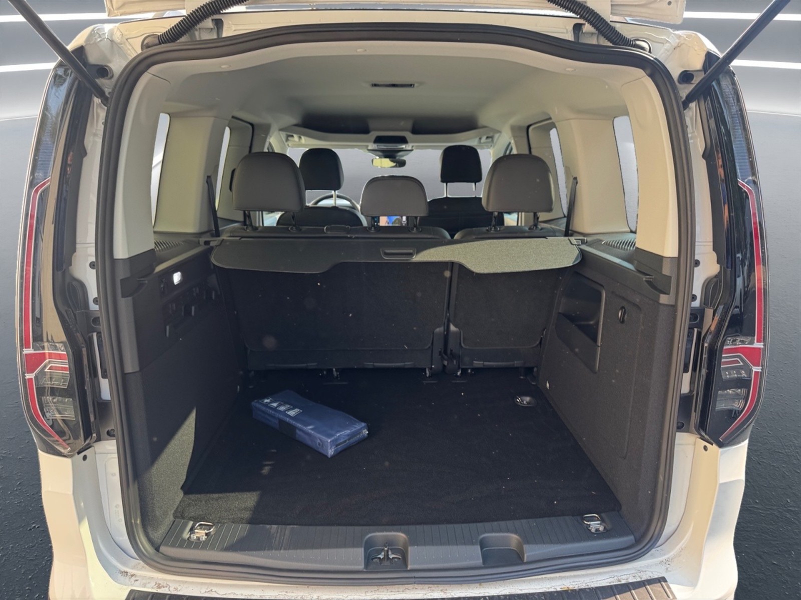 Volkswagen Caddy Edition 2.0 TDI 90kW 4MOTION ma. - 11