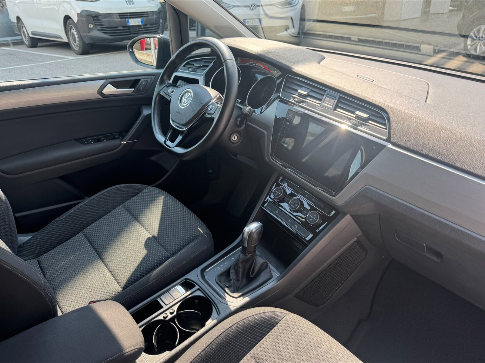 Volkswagen Touran 2.0 tdi business dsg - 7
