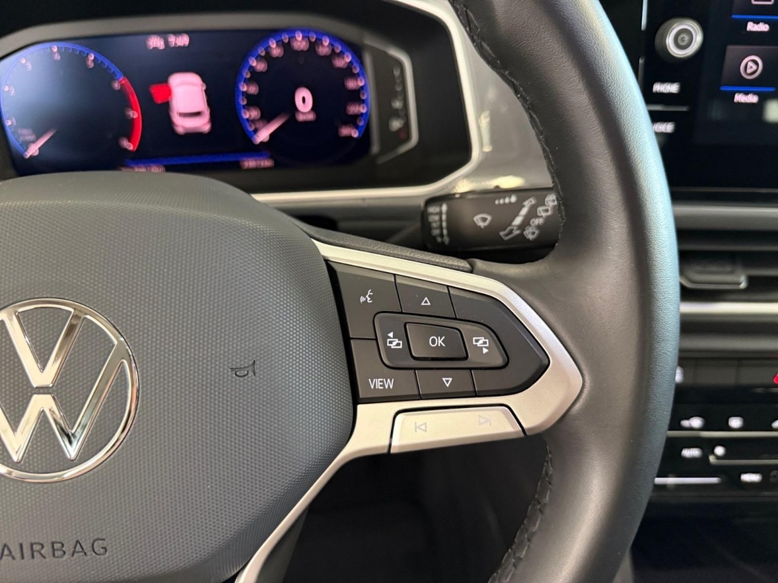 Volkswagen T-Roc 1.0 tsi style 115cv - 17