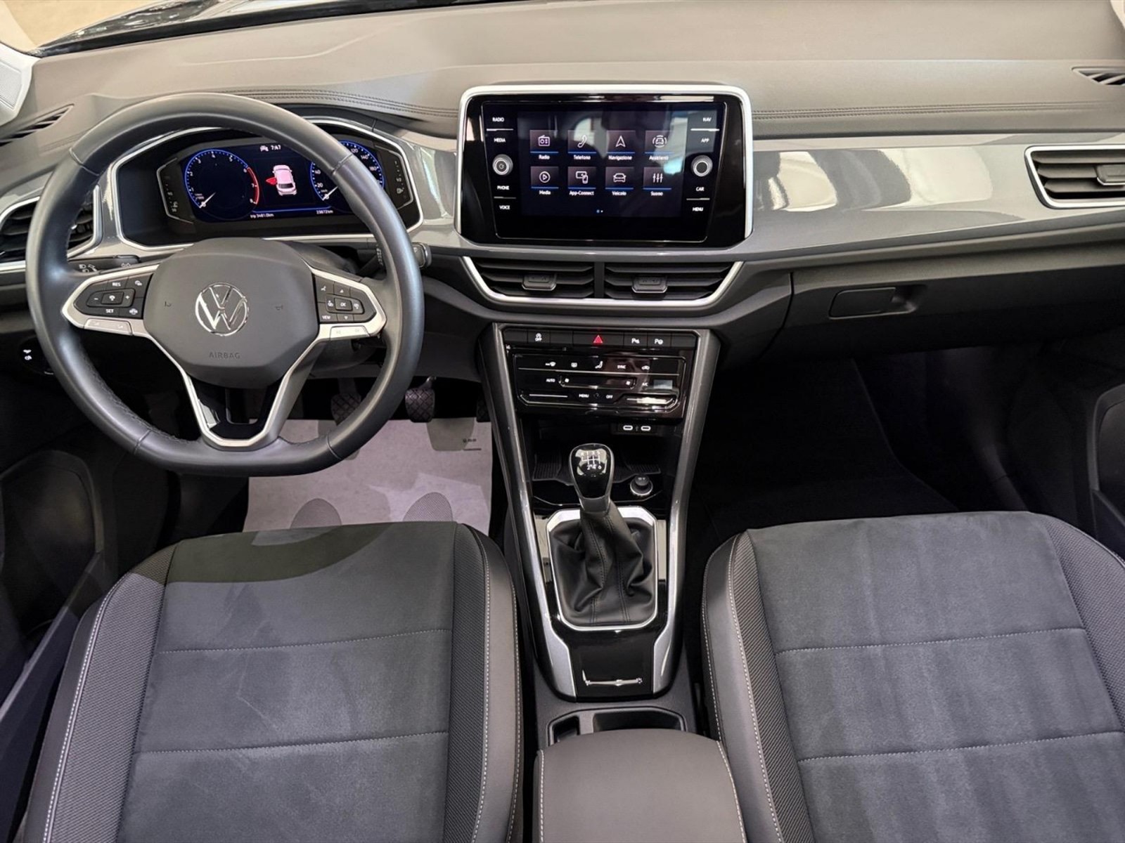 Volkswagen T-Roc 1.0 tsi style 115cv - 7