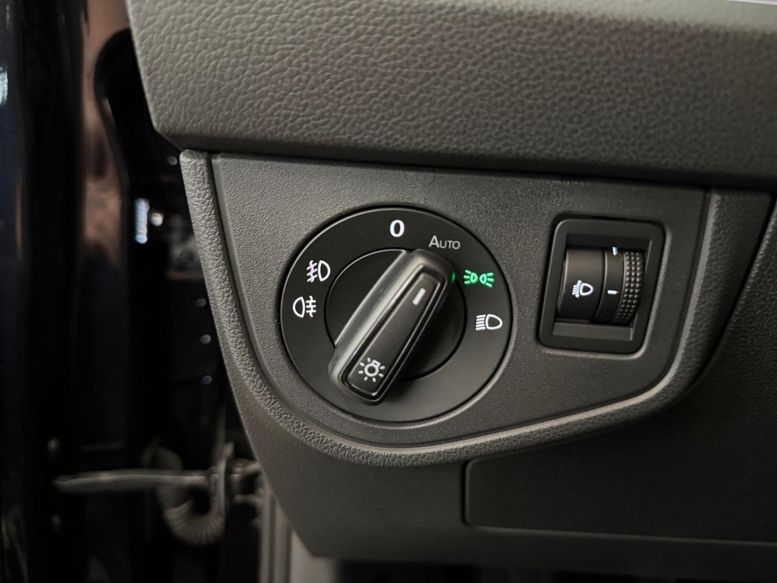 Volkswagen Polo 1.0 tsi r-line 95cv - 14