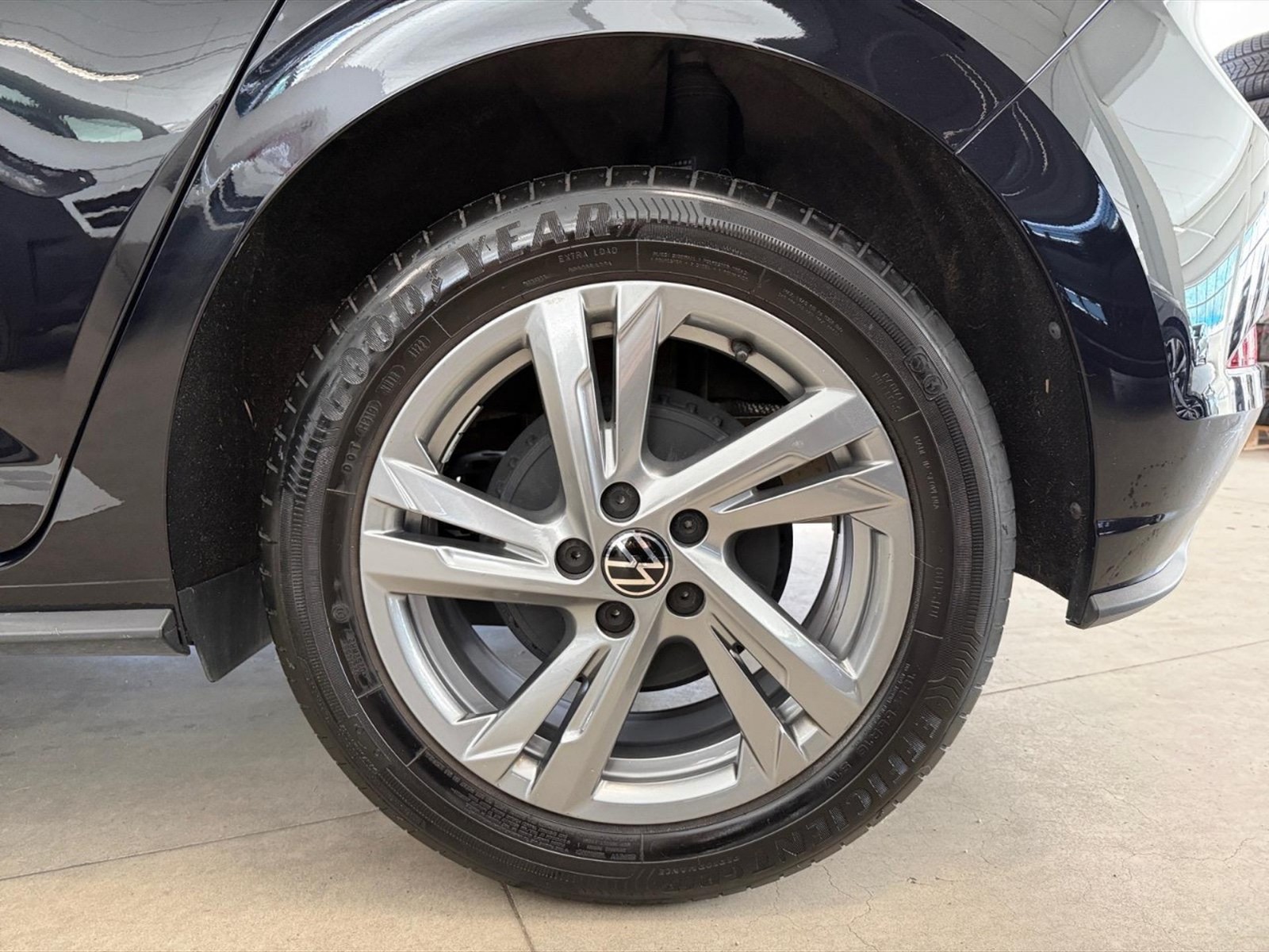 Volkswagen Polo 1.0 tsi r-line 95cv - 27