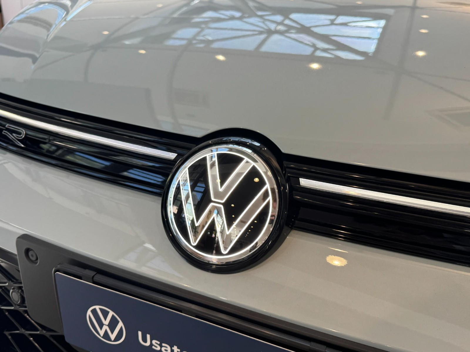 Volkswagen Golf 1.5 etsi r-line plus 150cv dsg - 23