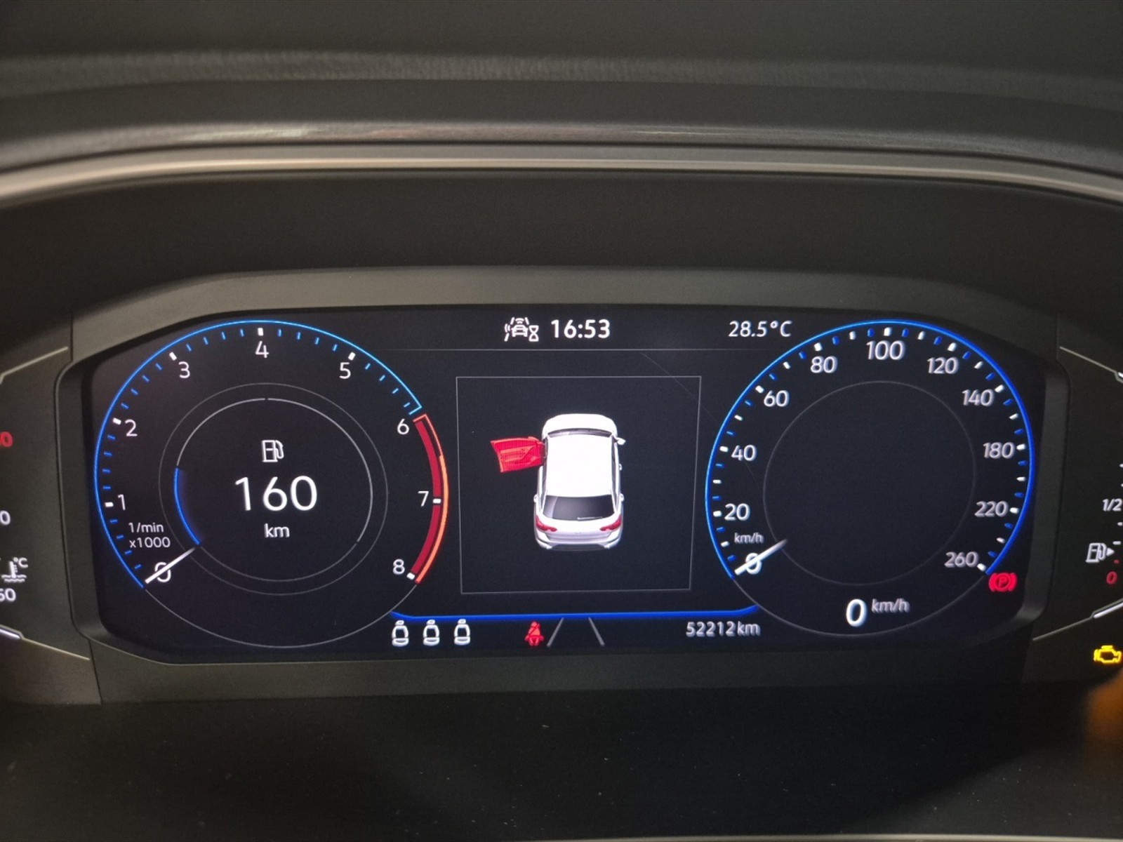 Volkswagen T-Roc 1.5 TSI STYLE, GANCIO; KEYLESS - 13