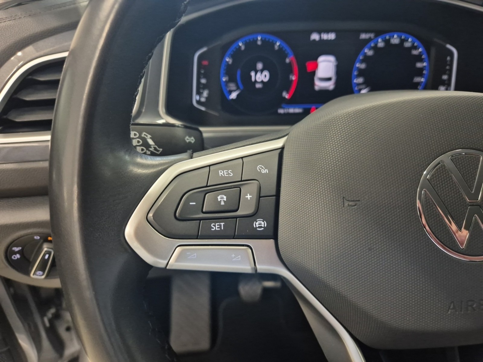 Volkswagen T-Roc 1.5 TSI STYLE, GANCIO; KEYLESS - 14