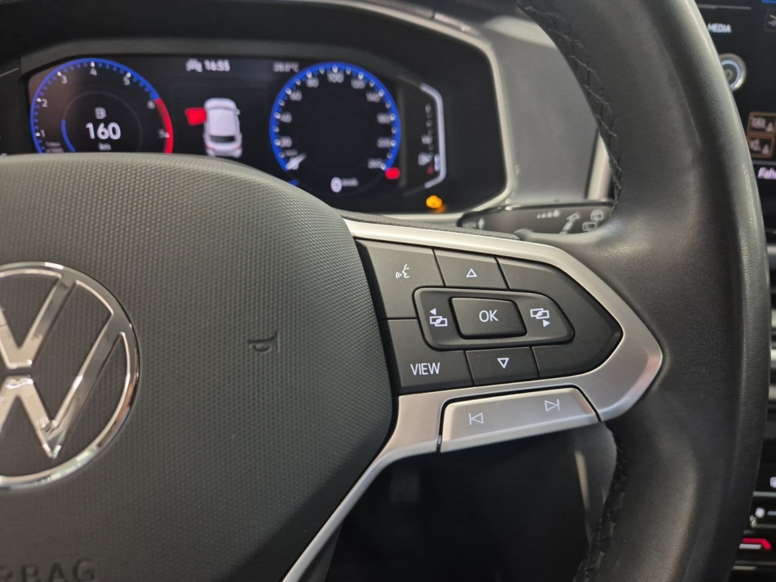 Volkswagen T-Roc 1.5 TSI STYLE, GANCIO; KEYLESS - 15