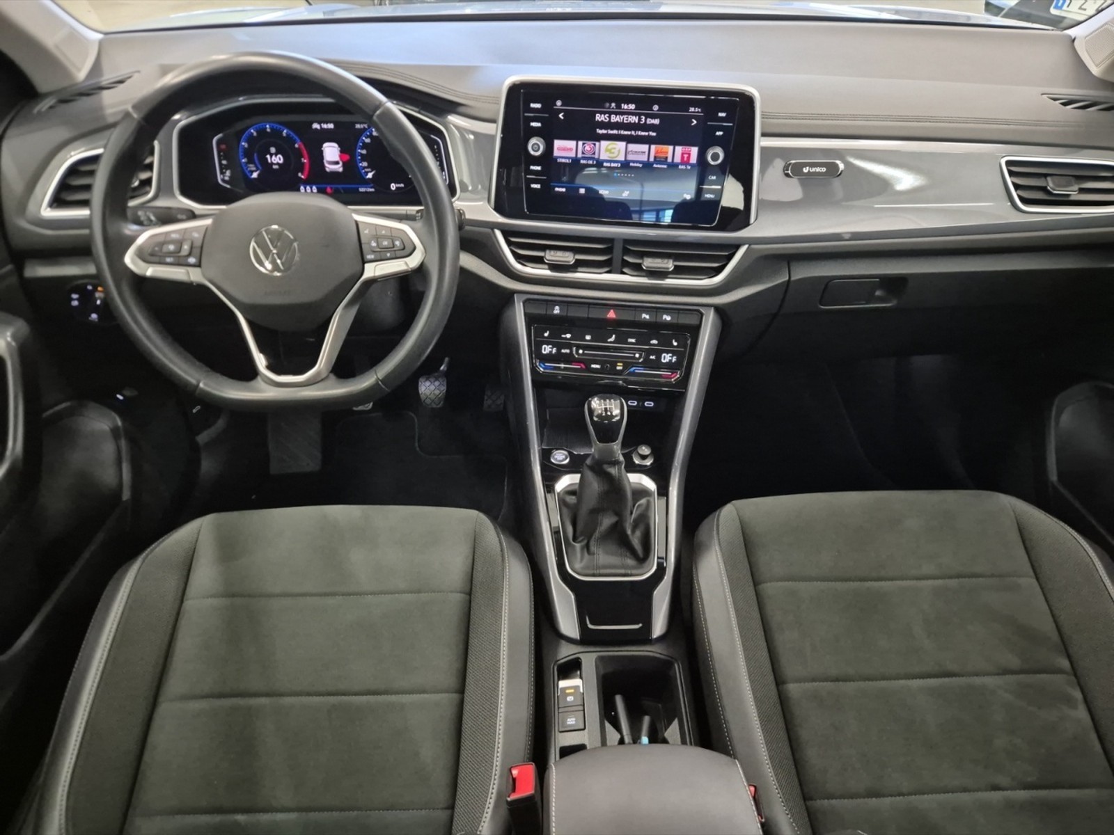 Volkswagen T-Roc 1.5 TSI STYLE, GANCIO; KEYLESS - 7
