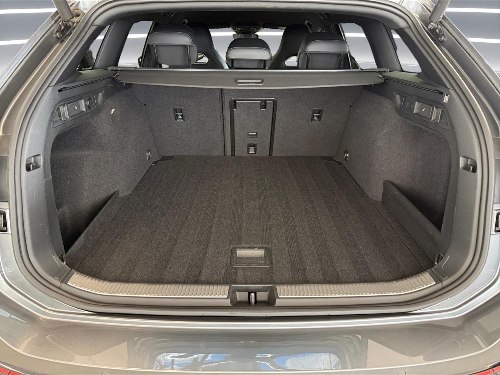 Volkswagen Passat 2.0 tdi scr r-line 150cv dsg - 10