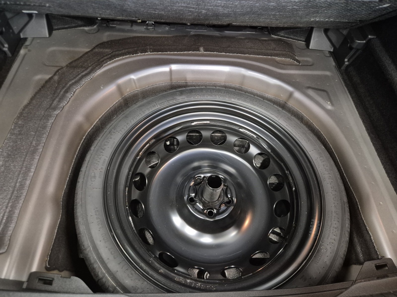 Volkswagen Taigo 1.0 tsi r-line 115cv - 21