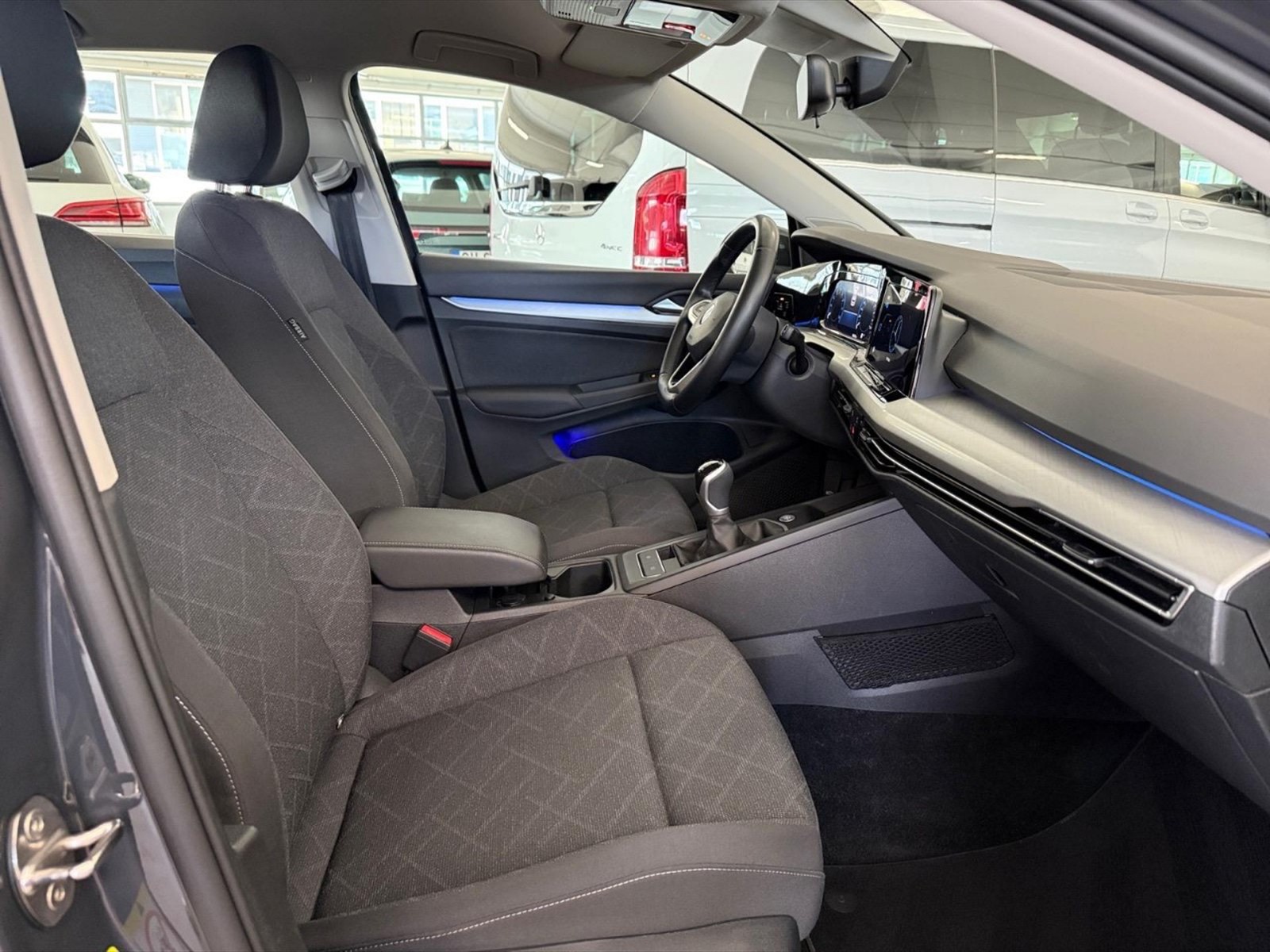 Volkswagen Golf 1.5 tsi evo life 130cv - 9