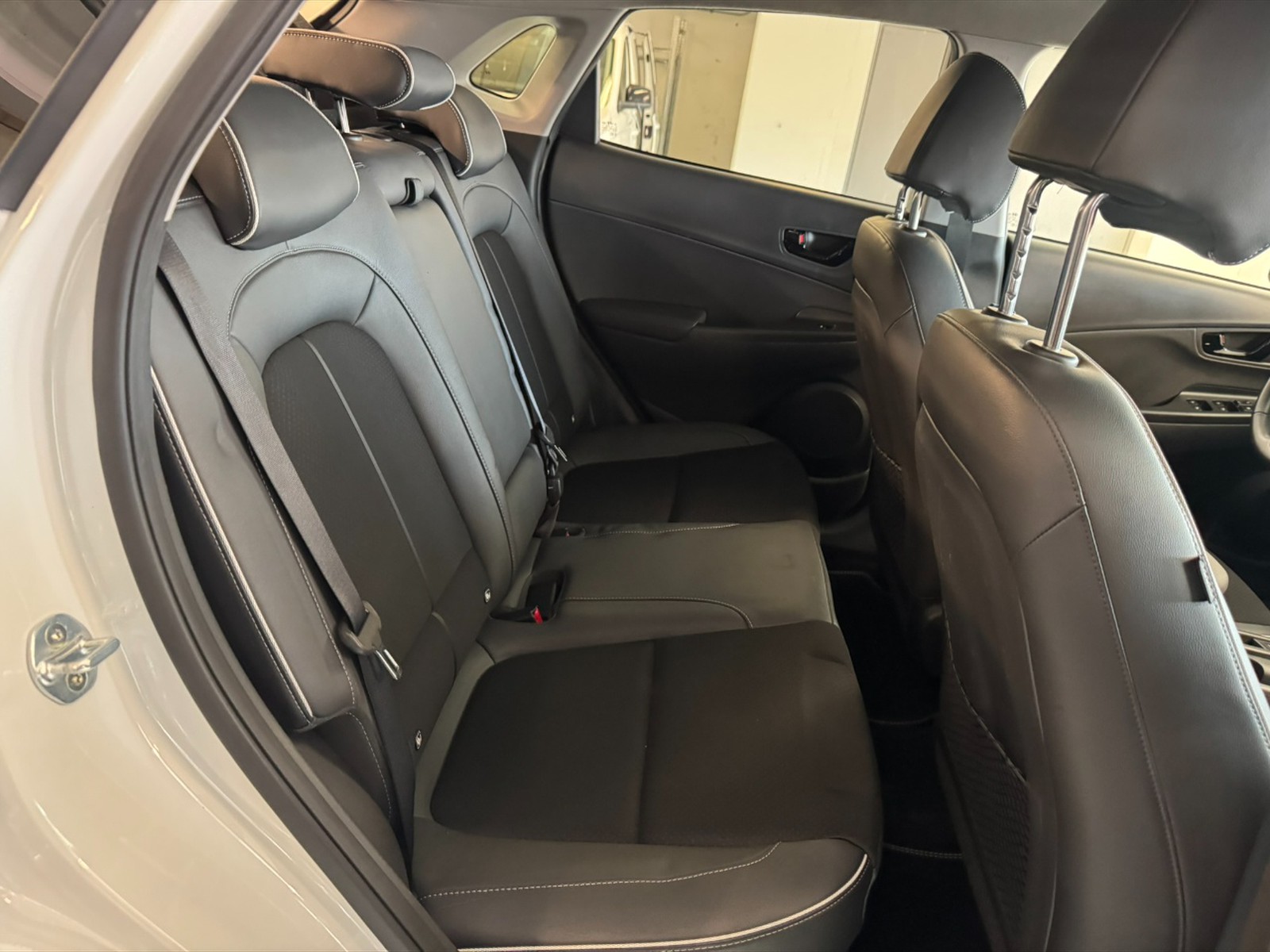 Hyundai Kona 1.6 hev xtech 2wd dct - 9