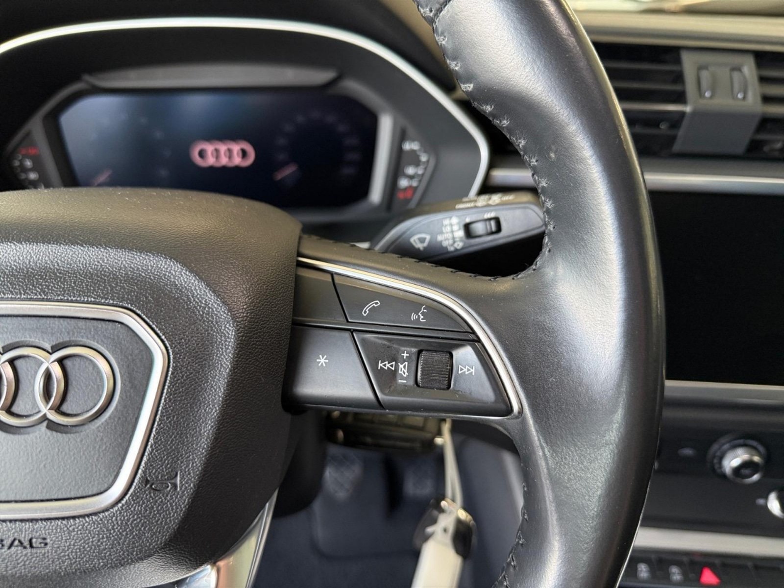 Audi Q3 sportback 35 1.5 tfsi - 15