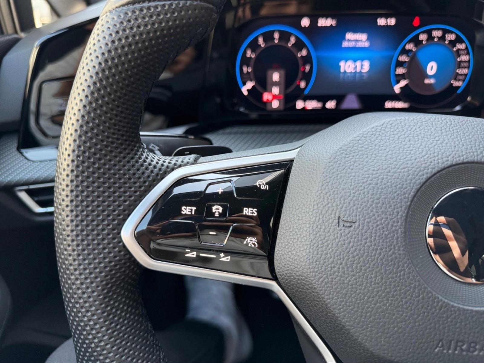 Volkswagen Golf variant 1.5 etsi evo r-line 150cv dsg - 14