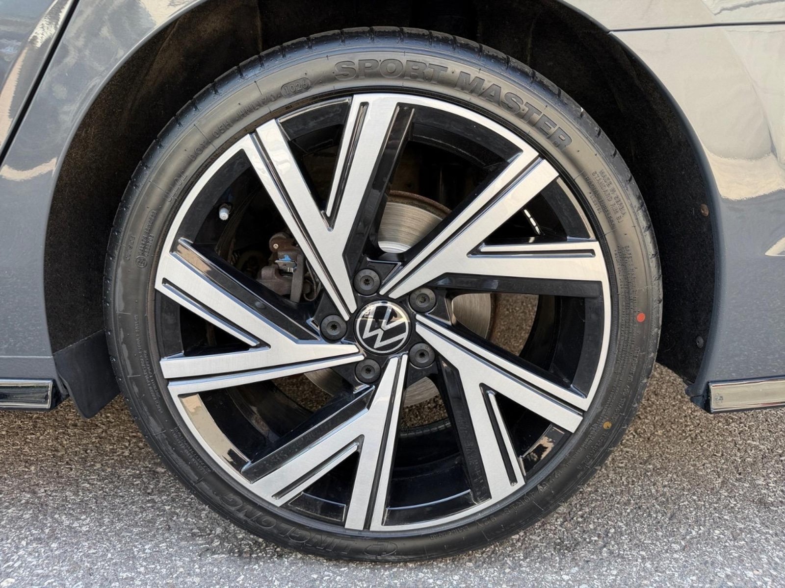 Volkswagen Golf variant 1.5 etsi evo r-line 150cv dsg - 23