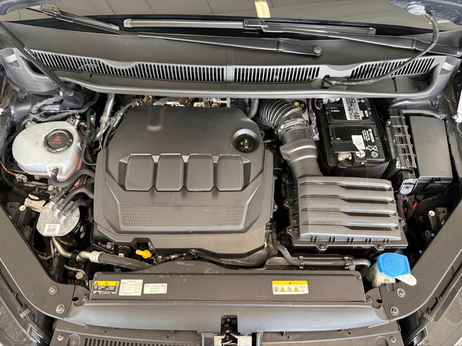 Volkswagen Touran 2.0 tdi business dsg - 11