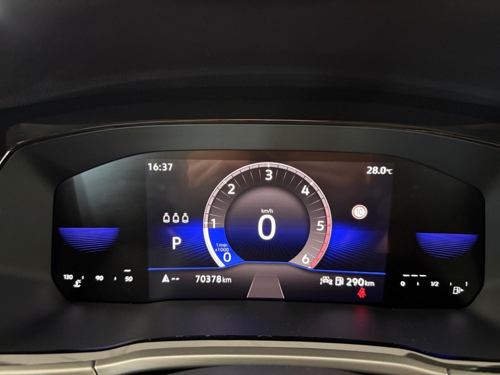 Volkswagen Touran 2.0 tdi business dsg - 19