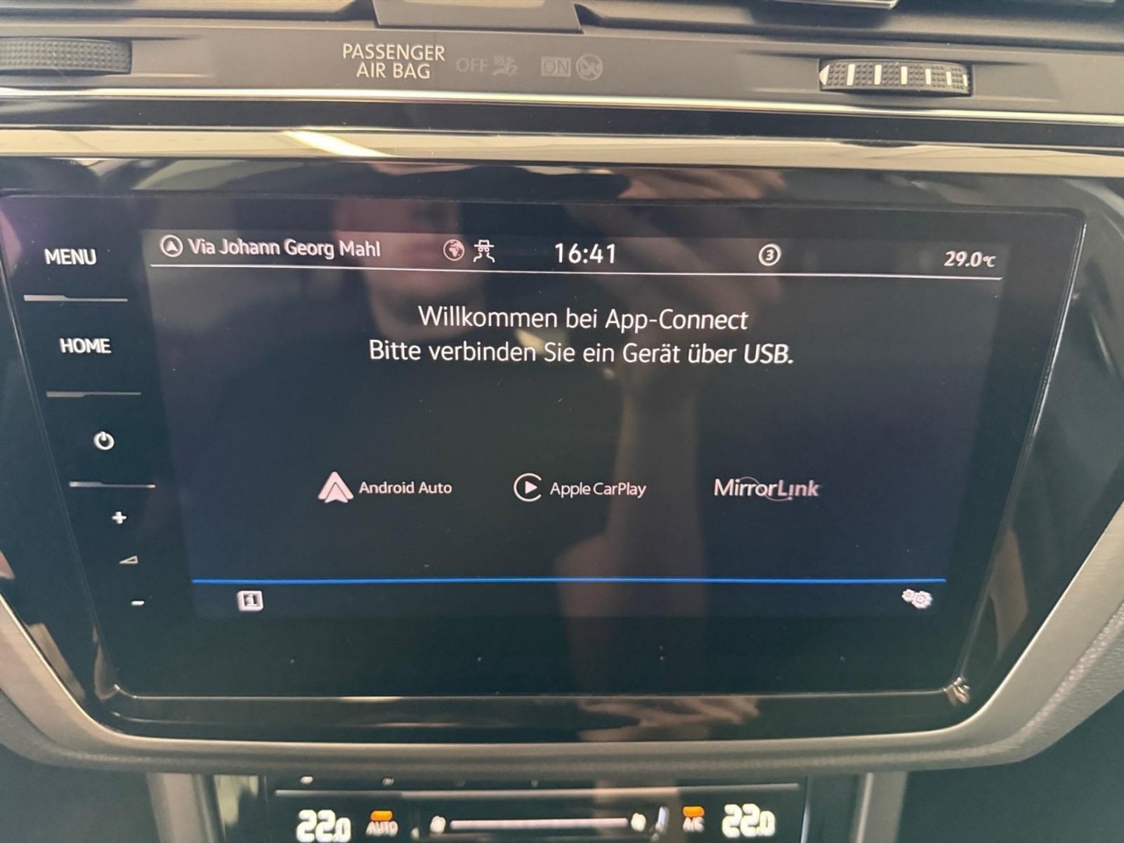 Volkswagen Touran 2.0 tdi business dsg - 26