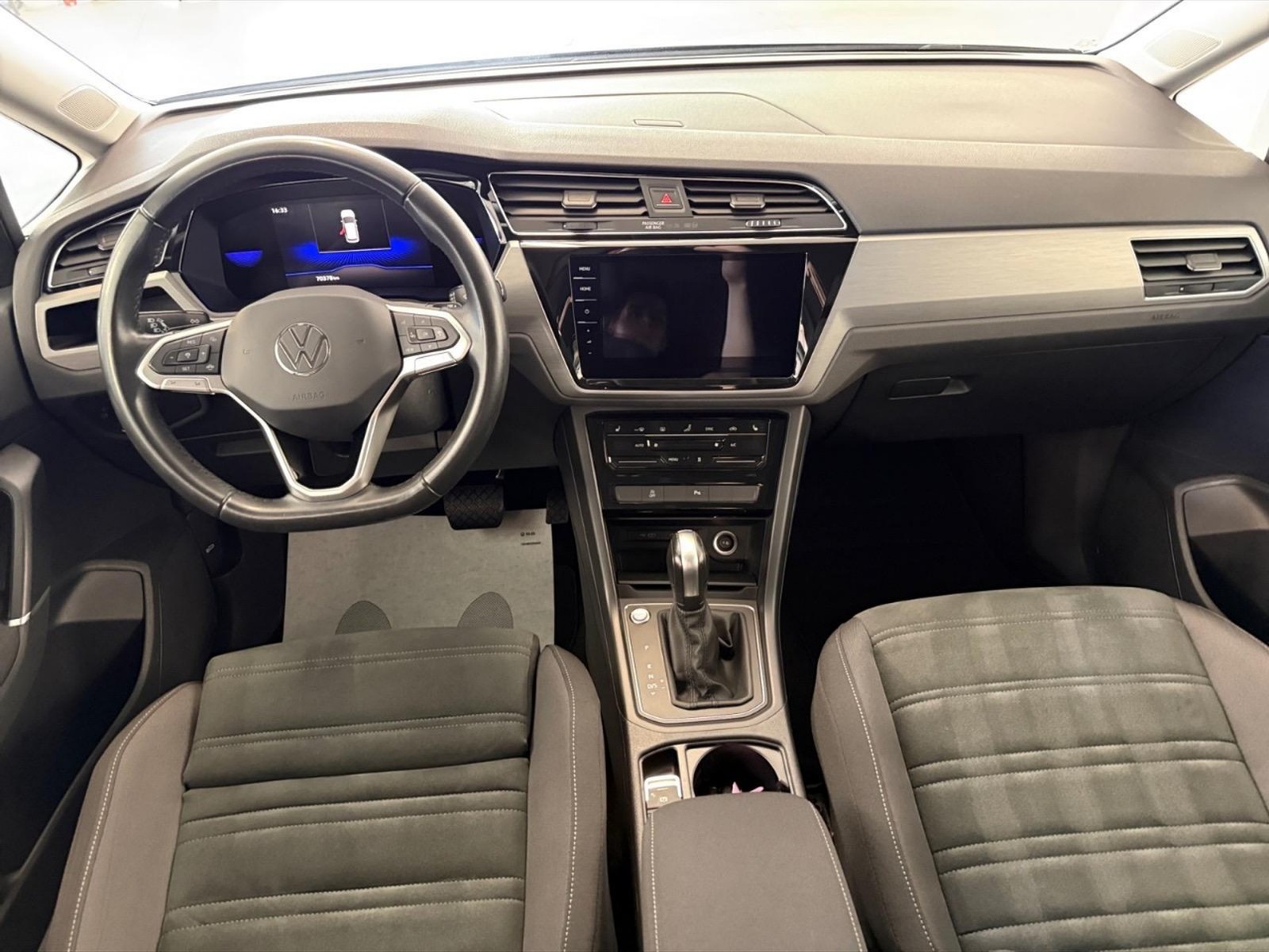 Volkswagen Touran 2.0 tdi business dsg - 7