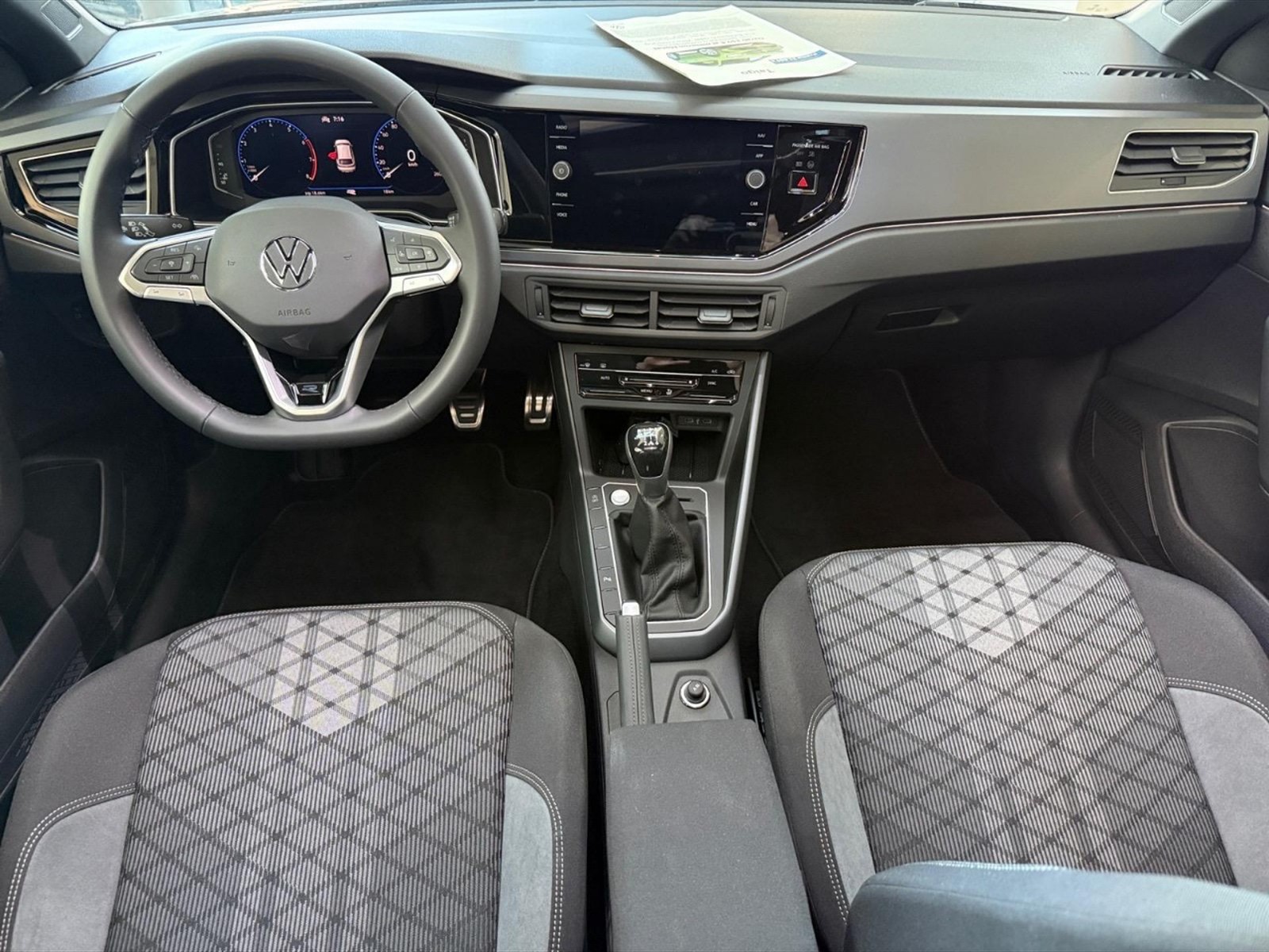 Volkswagen Taigo 1.0 tsi r-line plus 115cv - 6