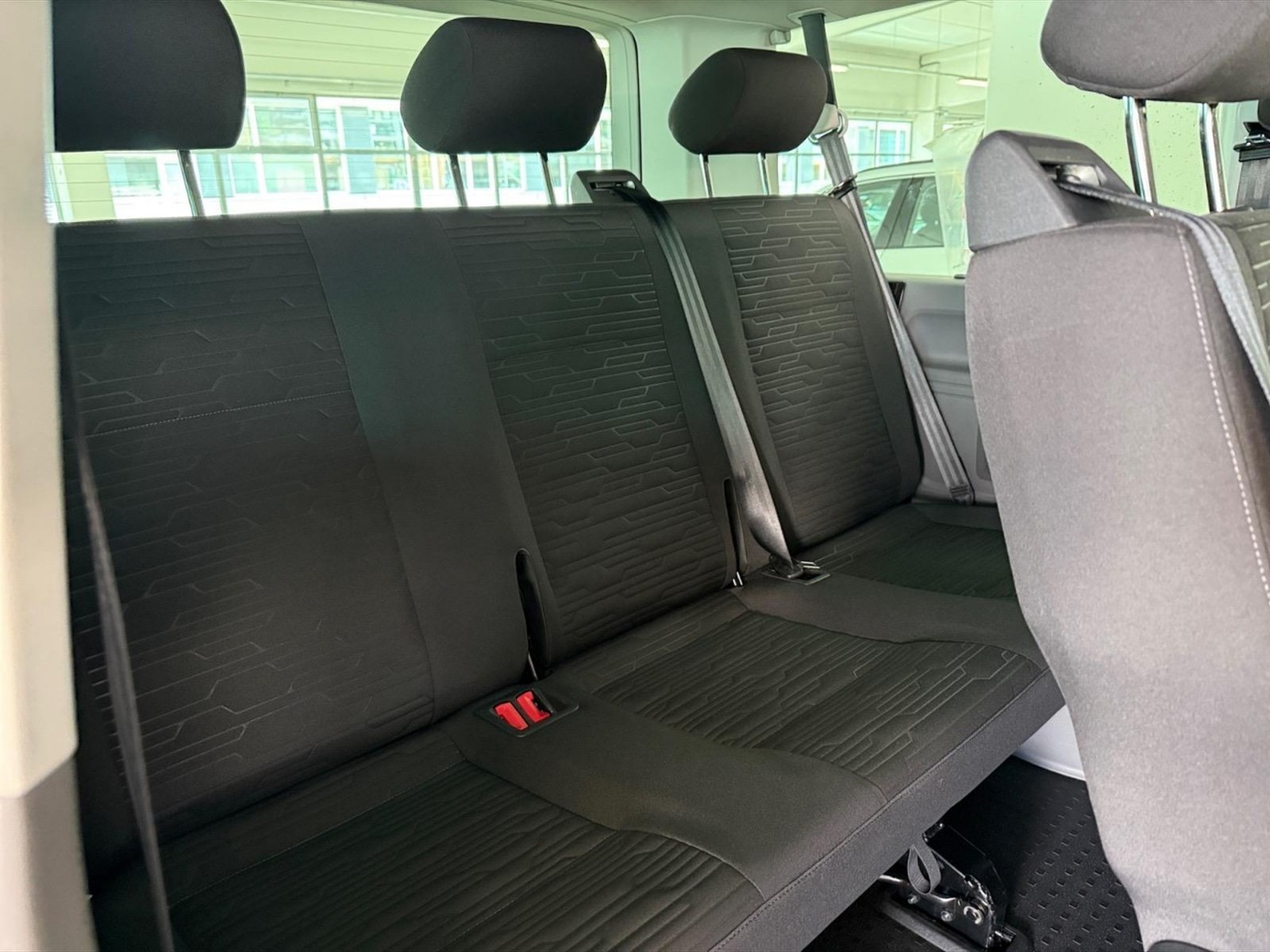 Volkswagen T6.1 Caravelle 2.0 tdi 150cv 4motion comfortline p.c. dsg7 - 11