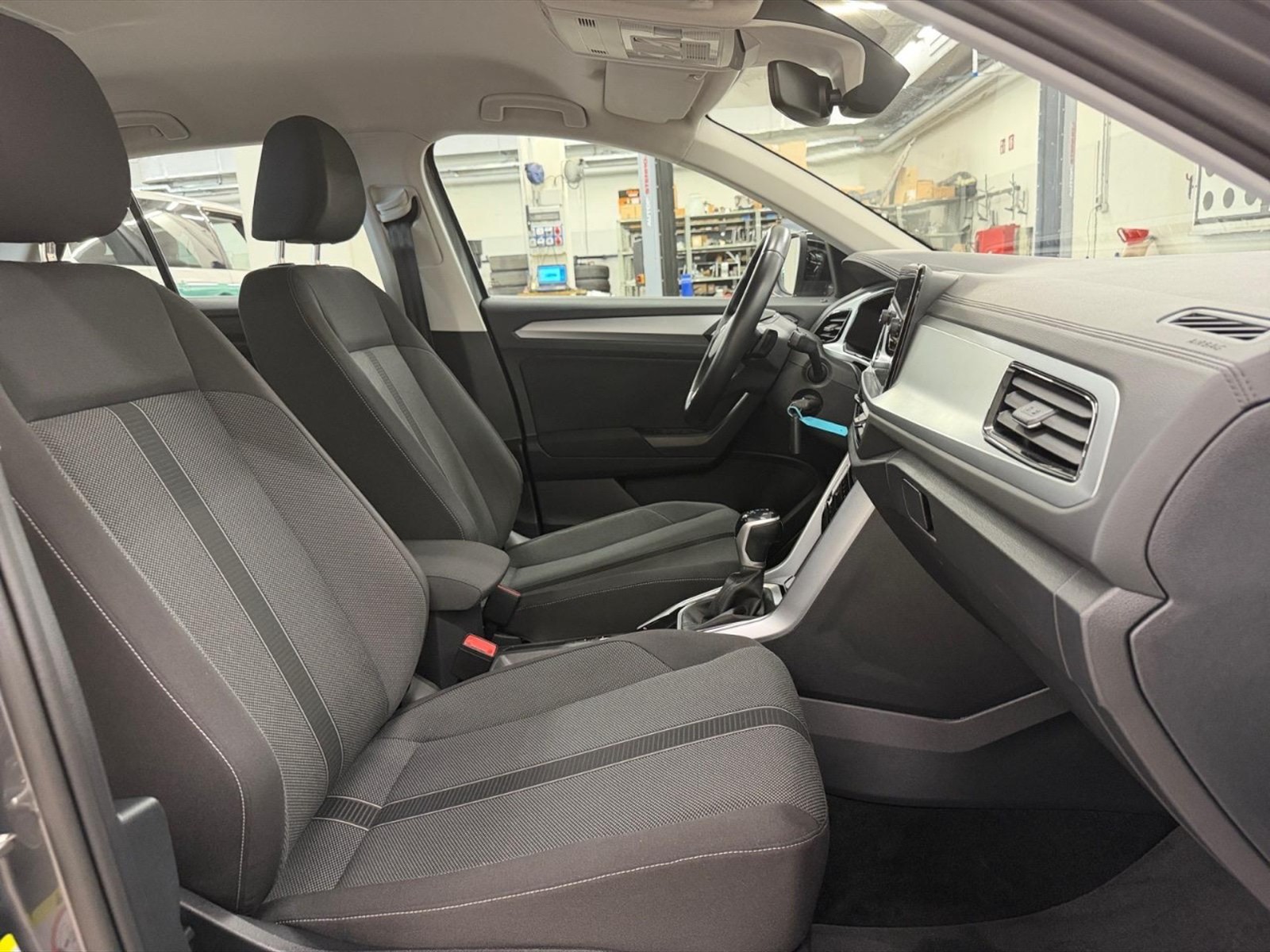 Volkswagen T-Roc 2.0 tdi life 150cv dsg - 9