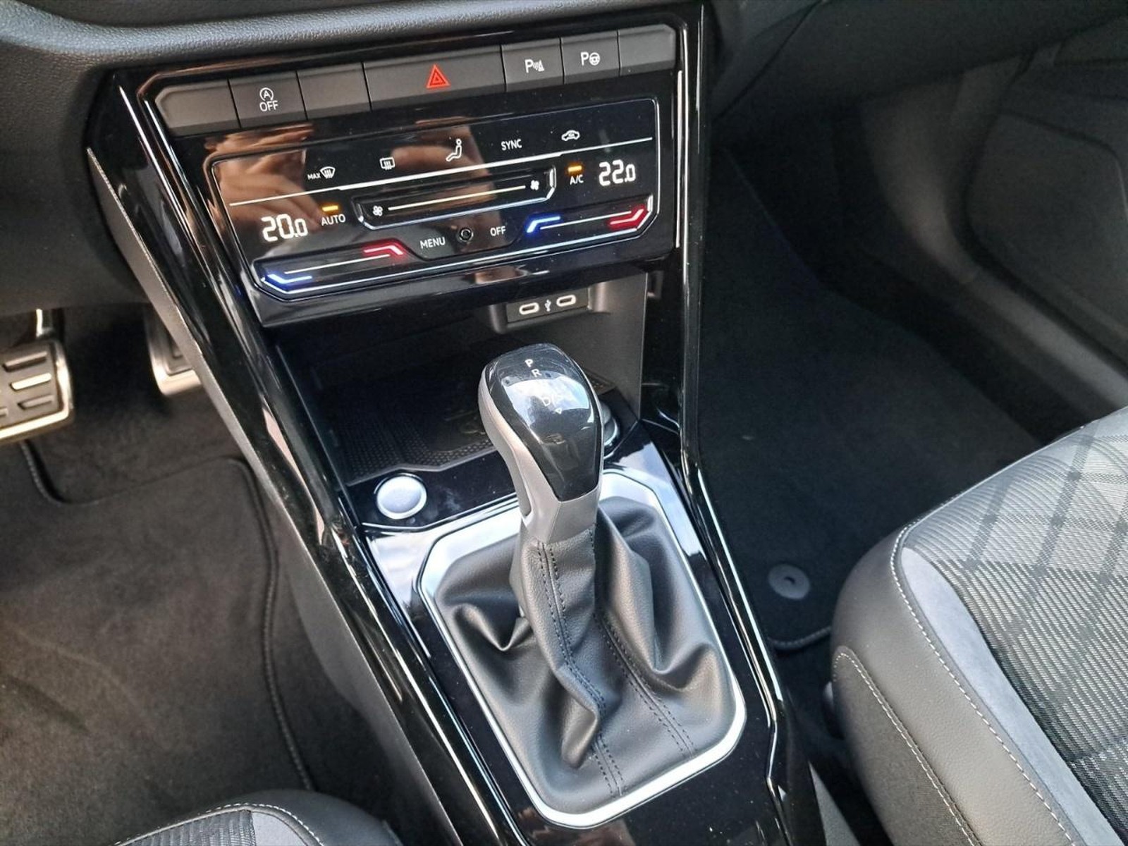 Volkswagen T-Roc 2.0 tdi r-line 150cv dsg - 22