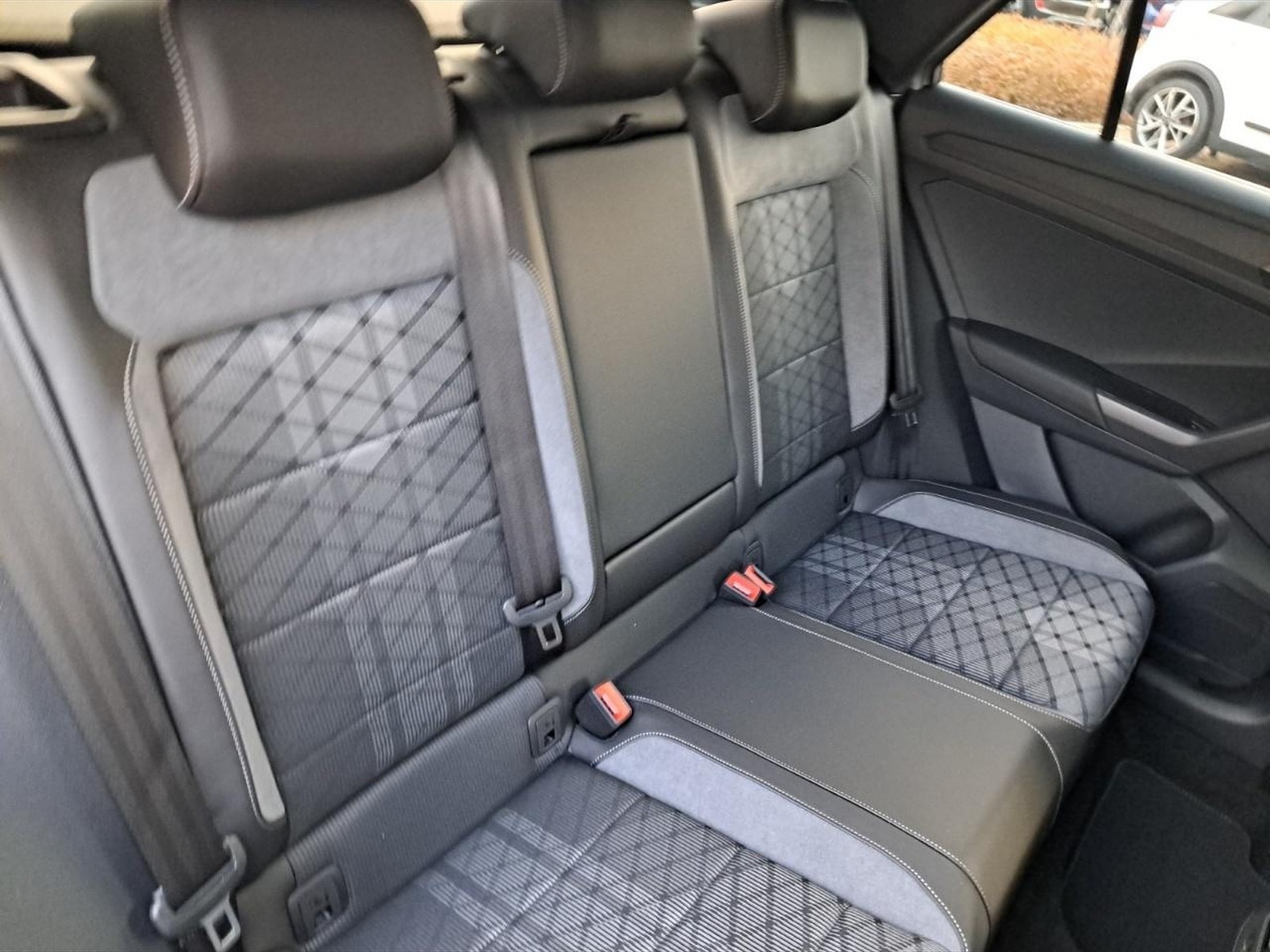 Volkswagen T-Roc 2.0 tdi r-line 150cv dsg - 10