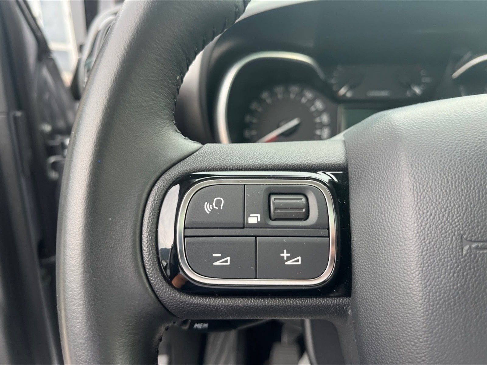 Citroen C3 Aircross 1.2 puretech shine s&s 110cv - 11