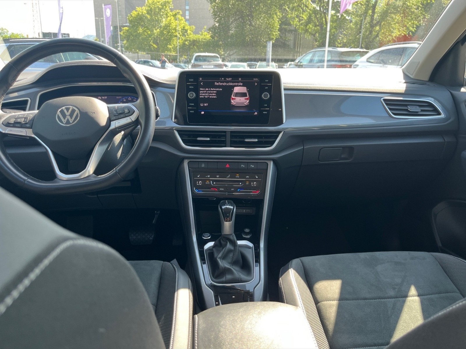 Volkswagen T-Roc 1.5 tsi style dsg - 7