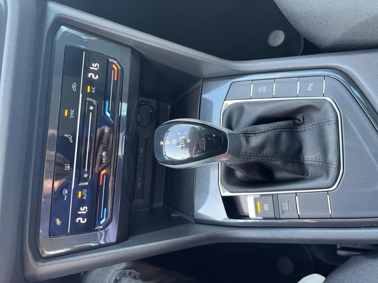Volkswagen Tiguan 2.0 tdi life 150cv dsg - 21