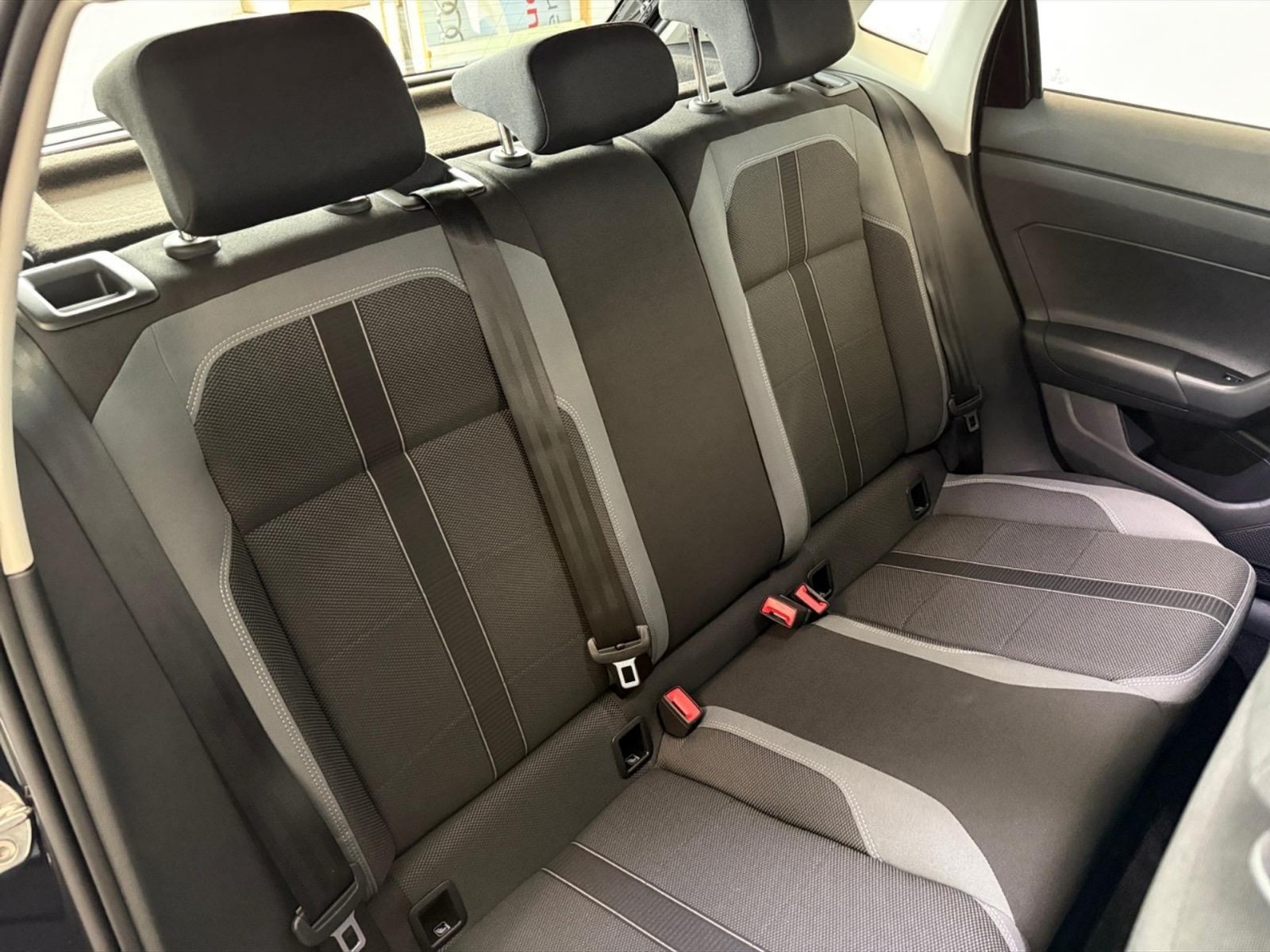 Volkswagen Polo 1.0 tsi style 95cv - 10