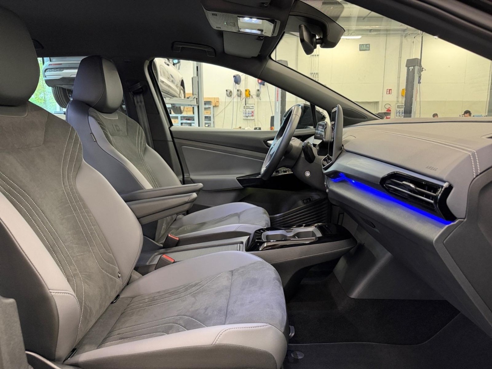 Volkswagen ID.4 77 kwh pro edition plus 4motion 286cv - 9