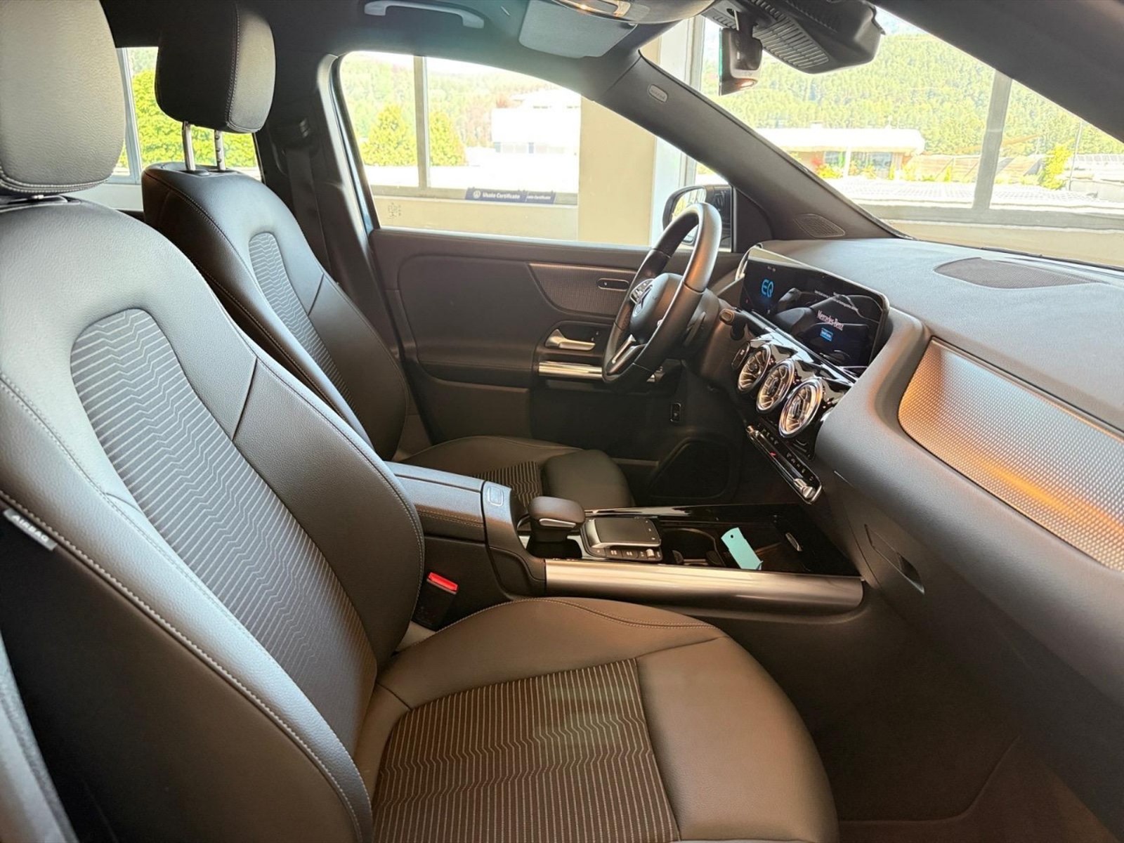 Mercedes EQA 250 sport plus - 8