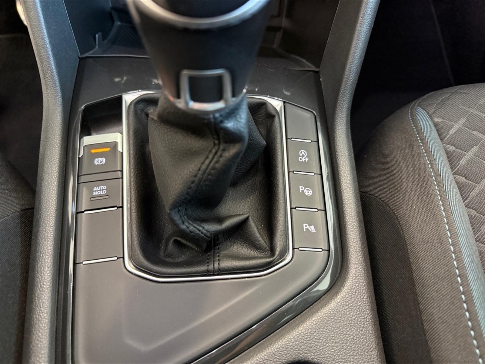 Volkswagen Tiguan 2.0 tdi style 150cv - 25