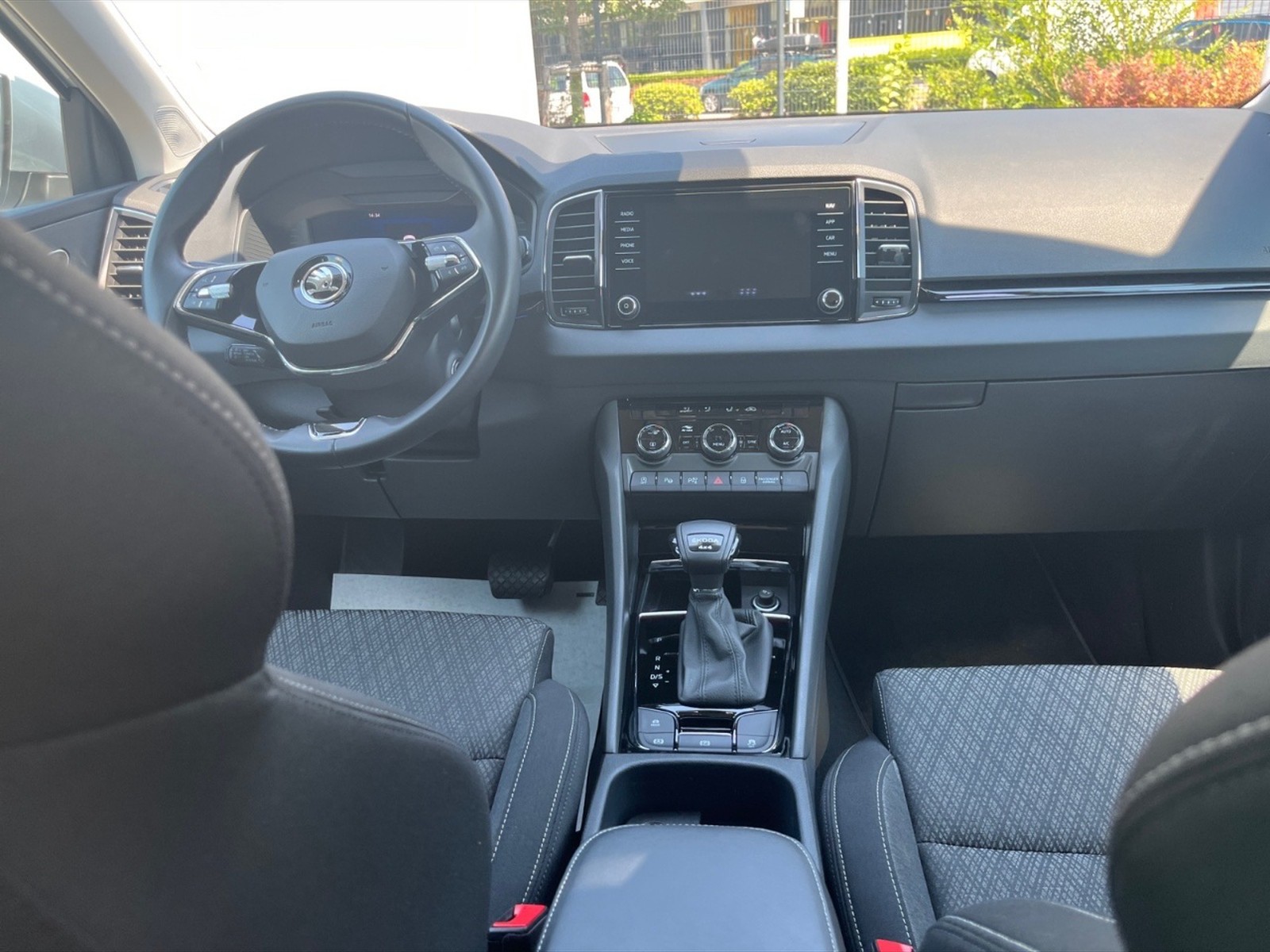 Skoda Karoq 2.0 tdi style 4x4 150cv dsg - 6